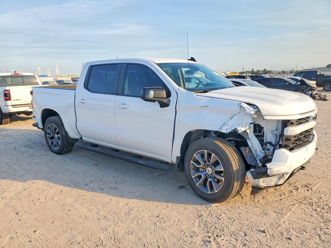 2024 Chevrolet Silverado C1500 RST