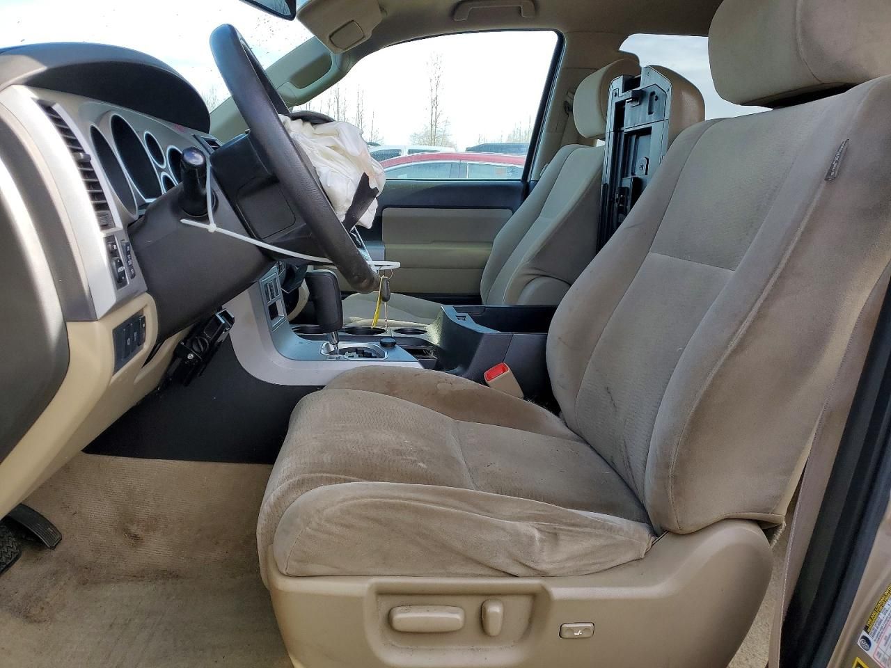2009 Toyota Sequoia SR5