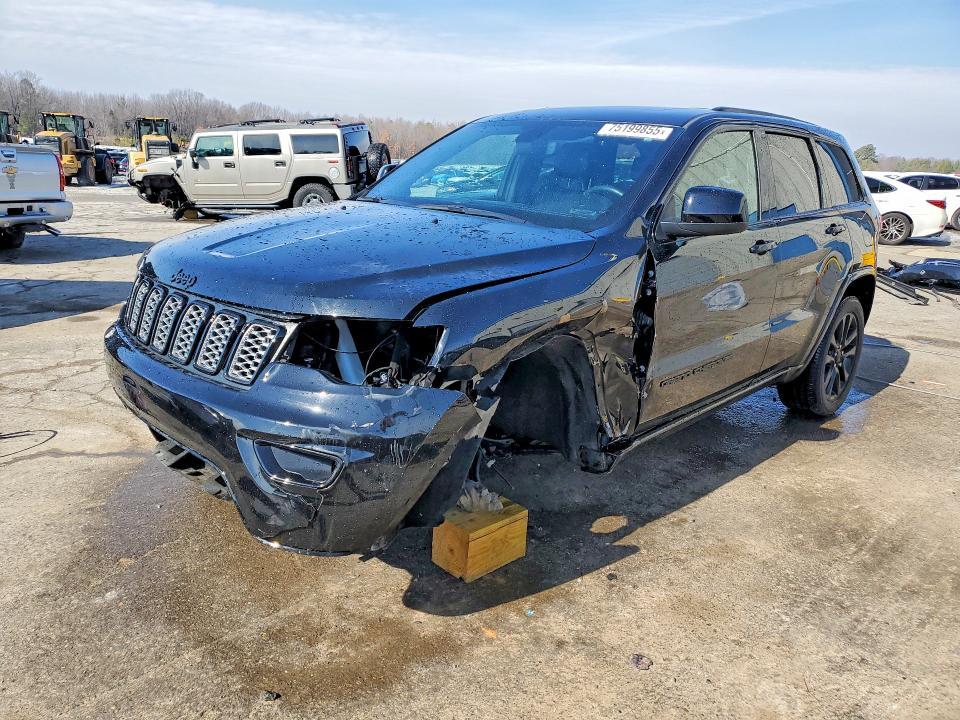2020 Jeep Grand Cherokee Laredo