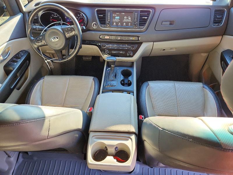 2018 KIA Sedona lx