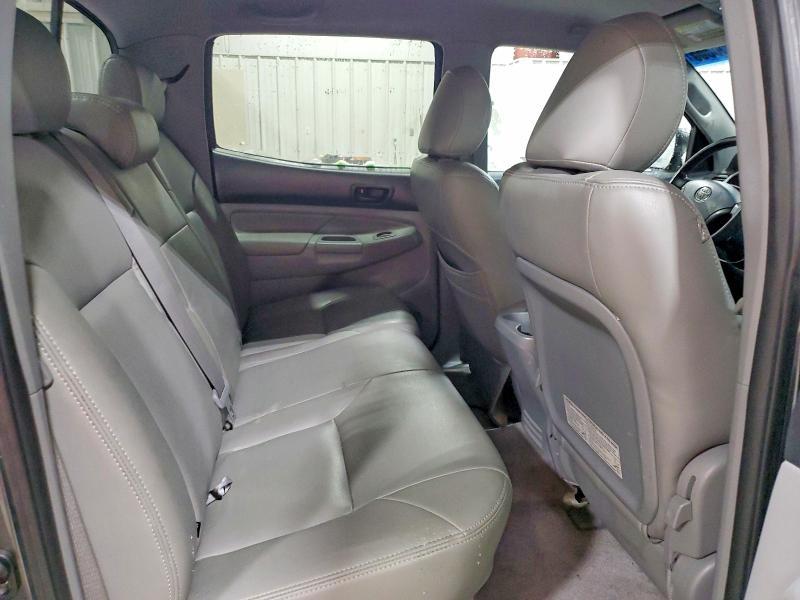 2011 Toyota Tacoma Double cab Prerunner