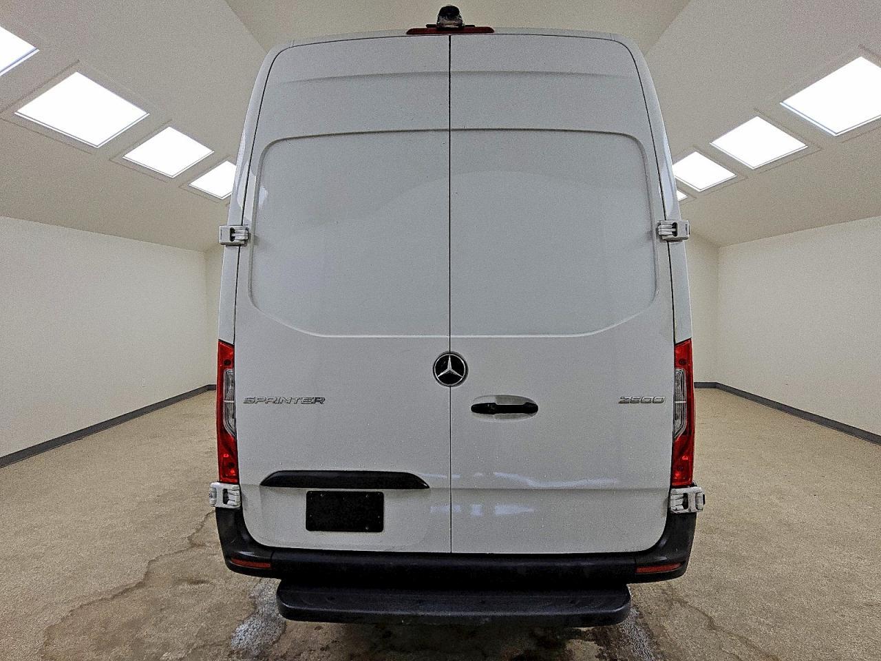 2023 Mercedes-Benz Sprinter 2500