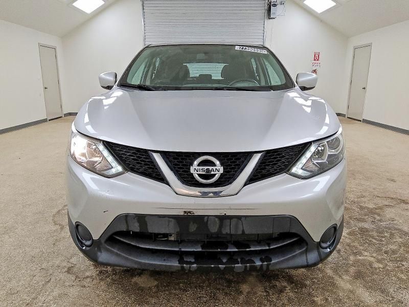 2017 Nissan Rogue Sport s