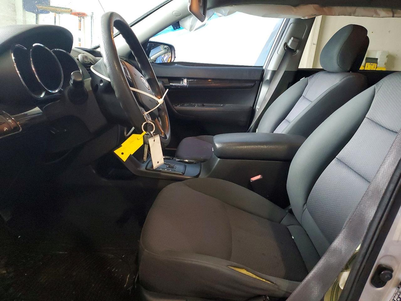 2013 KIA Sorento lx