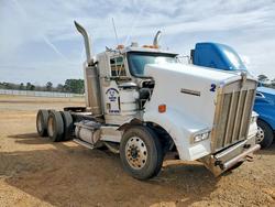 Salvage trucks for sale at Longview, TX auction: 2000 Kenworth W900 Semi Truck