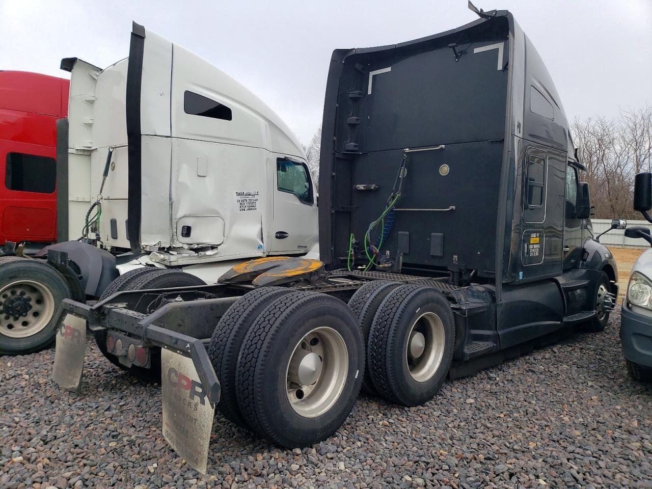2019 Kenworth T680 Semi Truck