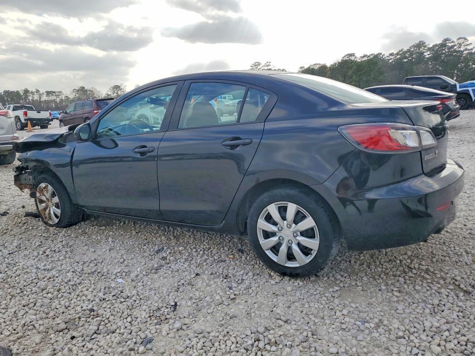 2013 Mazda 3 I