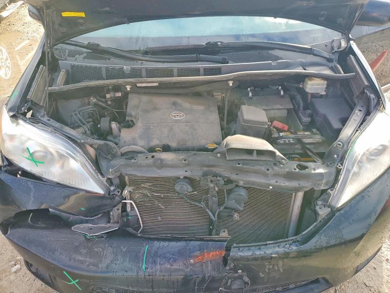 2016 Toyota Sienna xle