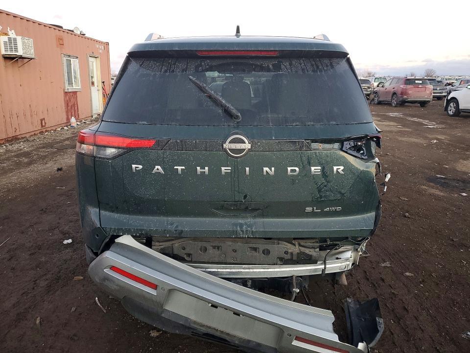 2023 Nissan Pathfinder sl