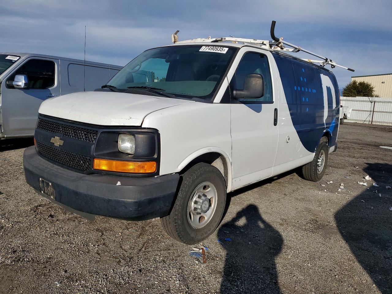 2015 Chevrolet Express 2500 Cargo Utility / Service Van