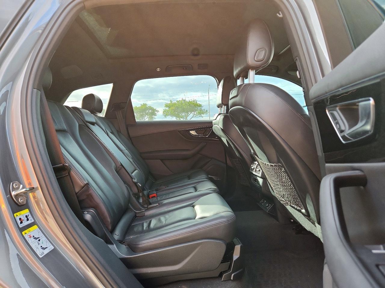 2017 Audi Q7 Premium Plus