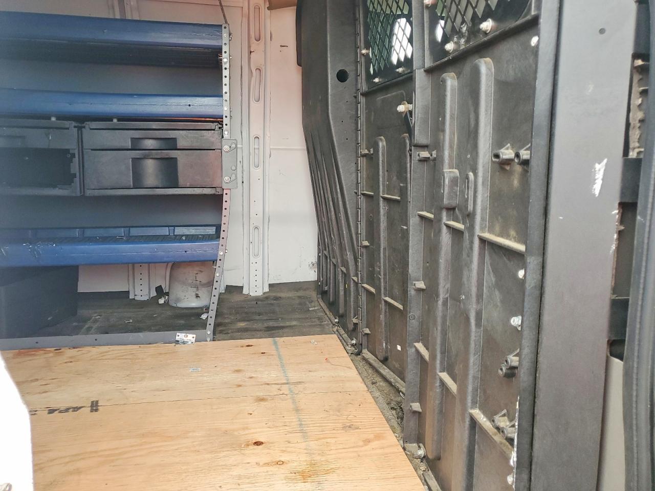 2009 Chevrolet Express 2500 Utility / Service Van