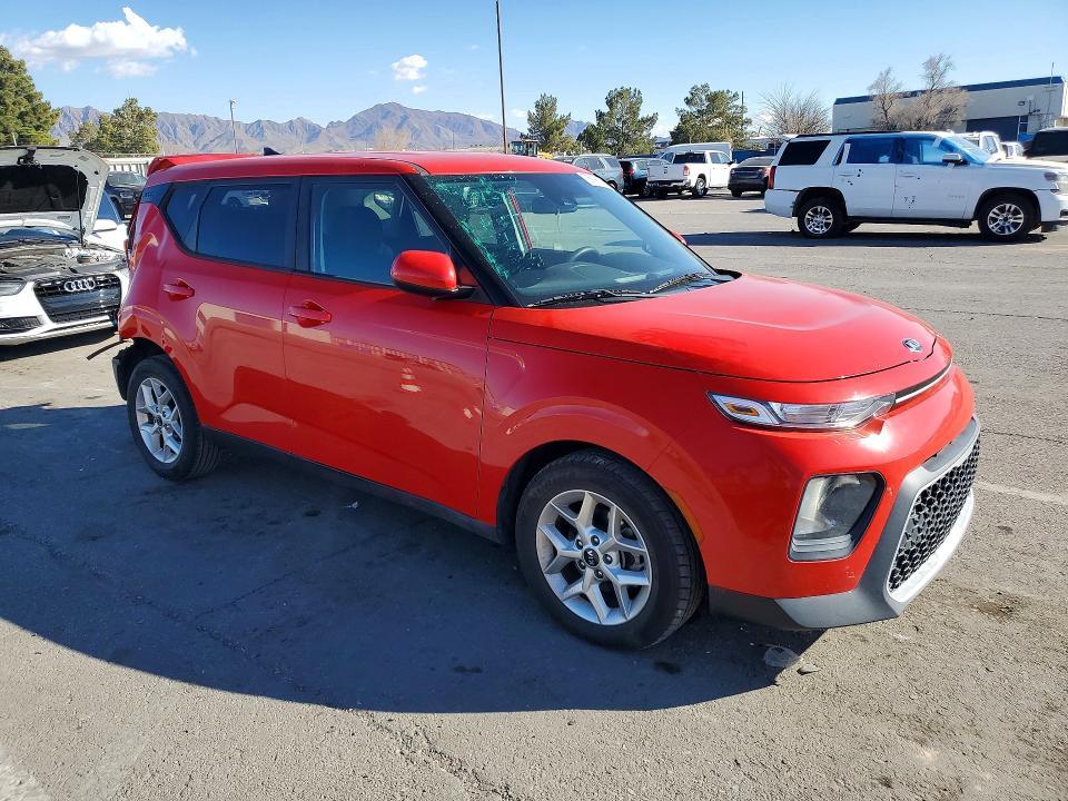 2021 KIA Soul s