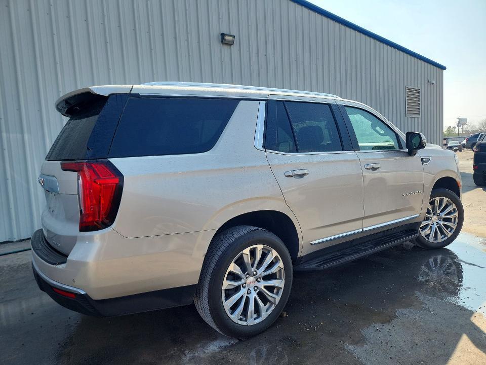 2022 GMC Yukon slt