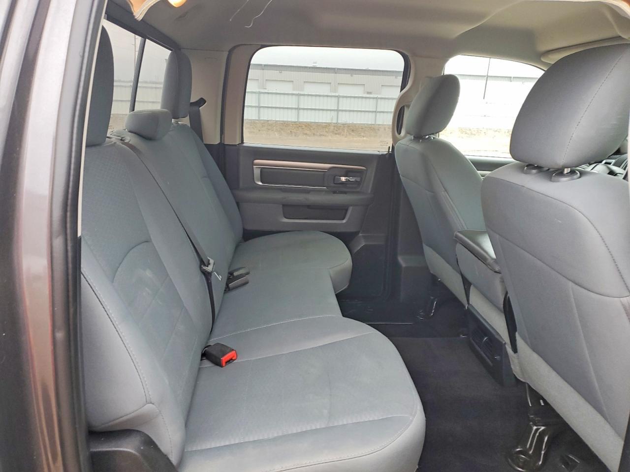 2016 Dodge Ram 1500 slt