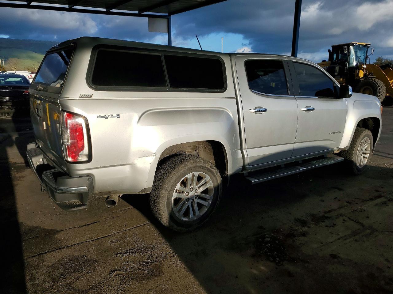 2016 GMC Canyon SLT