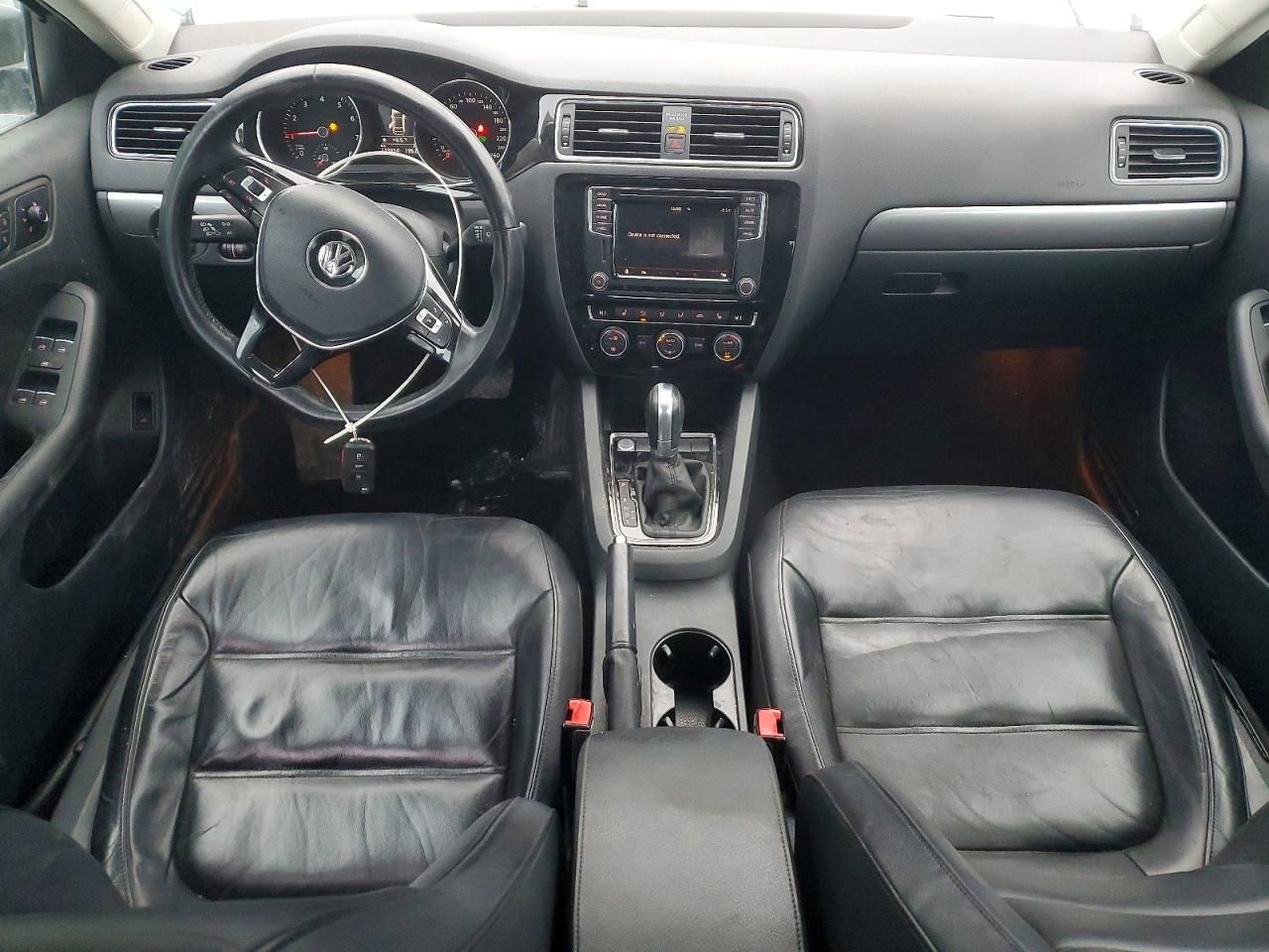 2016 Volkswagen Jetta sel