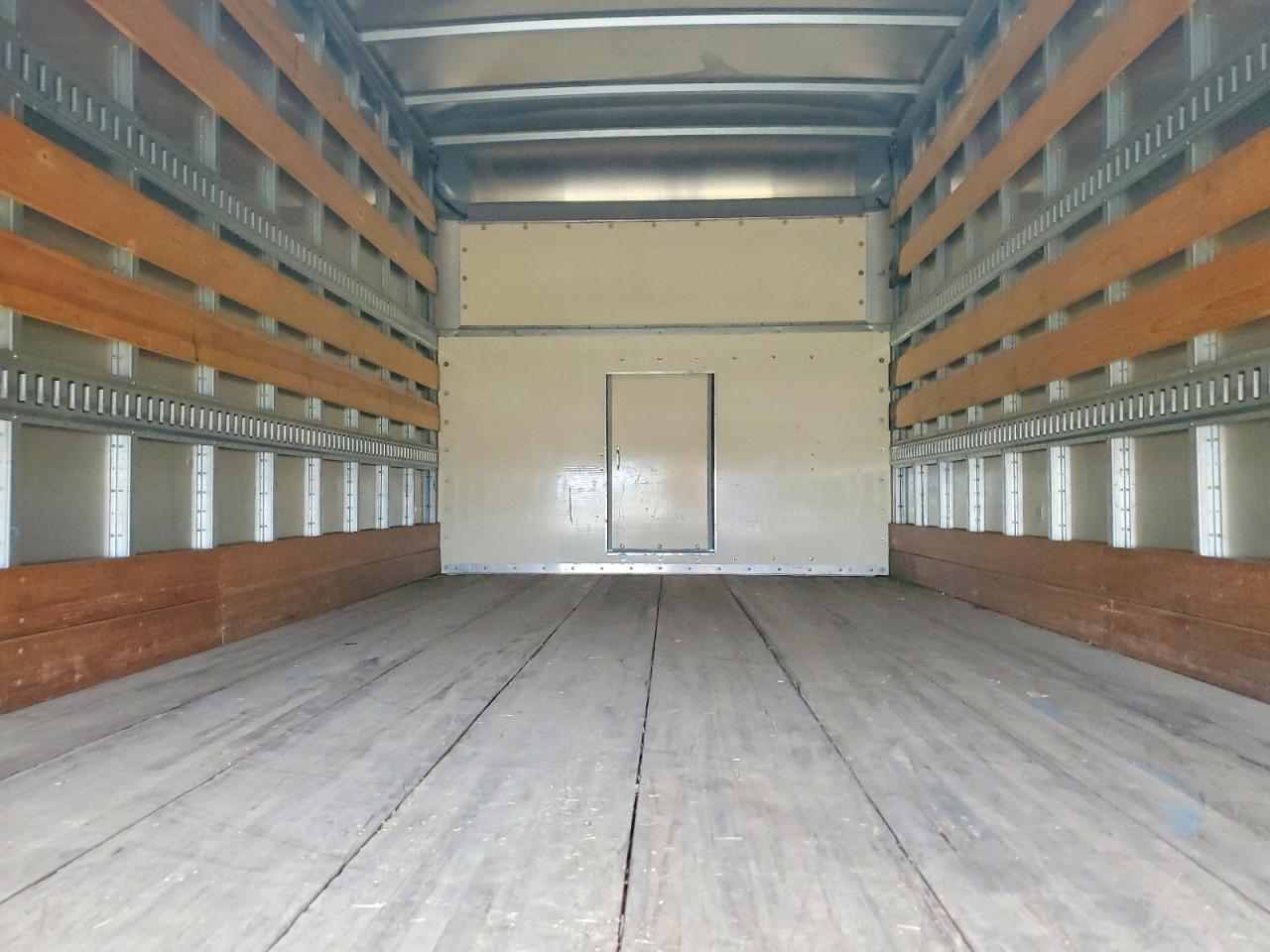 2014 Ford E450 BOX Truck
