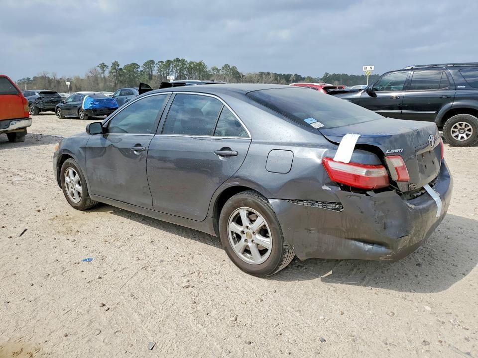 2009 Toyota Camry le