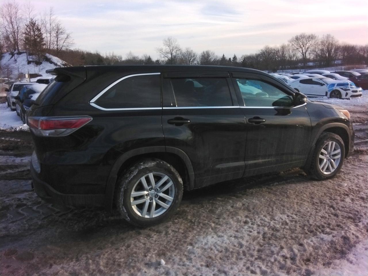 2014 Toyota Highlander le