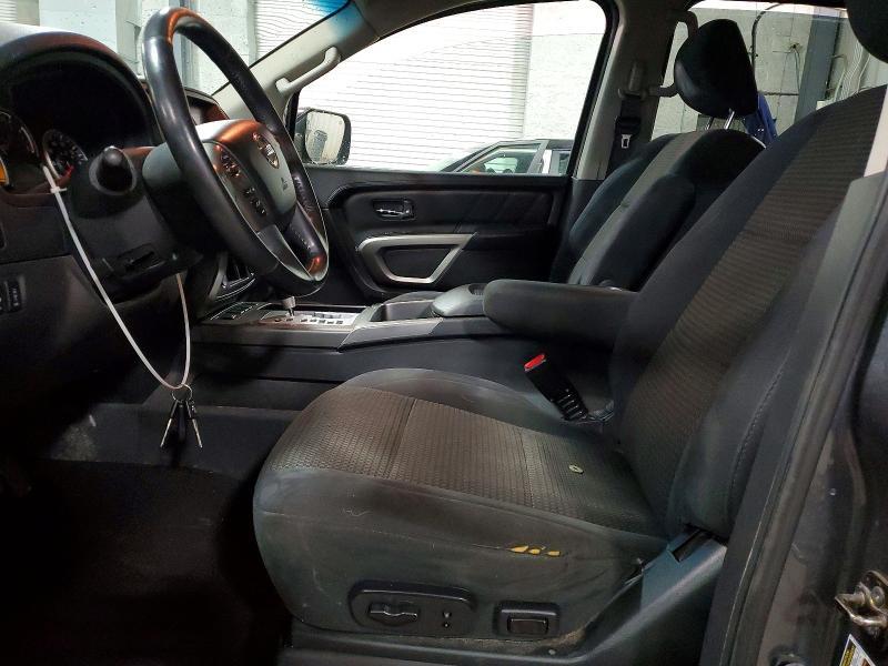 2015 Nissan Armada sv