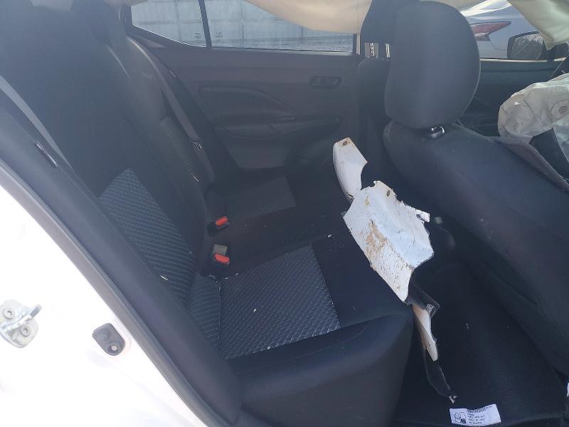 2022 Nissan Versa s