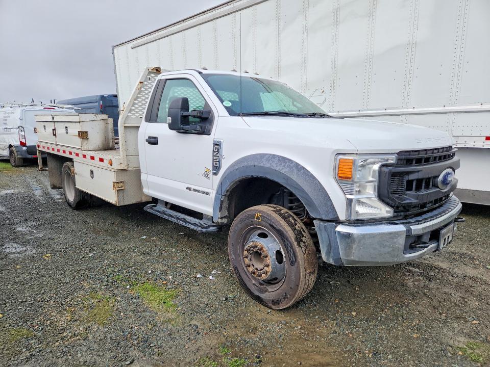 2020 Ford F450 Super Duty Flatbed Truck
