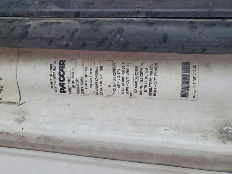 2016 Kenworth T680-Semi Truck