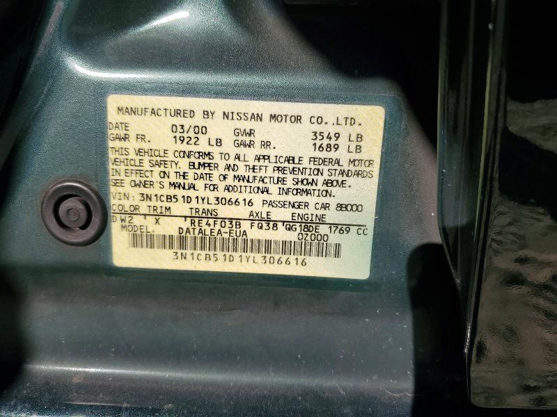 2000 Nissan Sentra xe