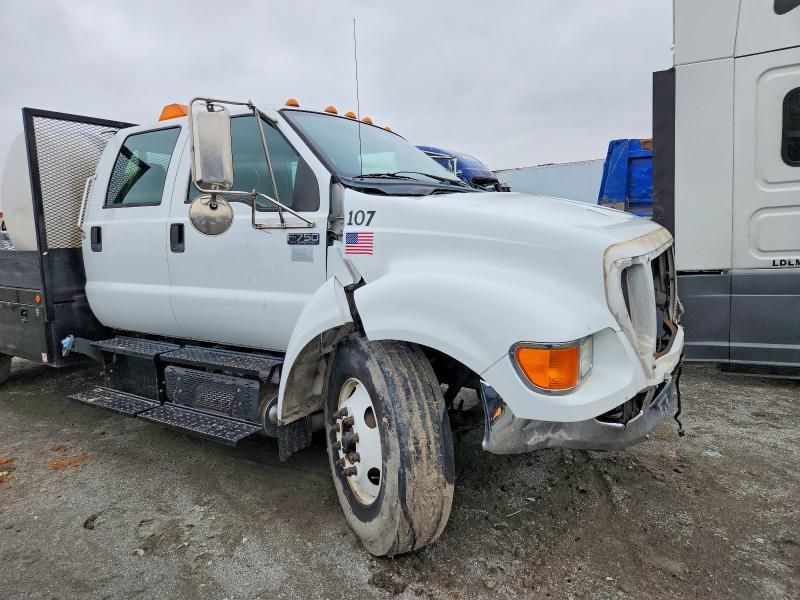 2011 Ford F750 Flatbed Truck
