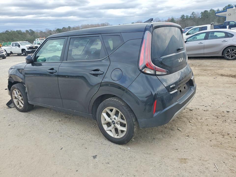 2023 KIA Soul lx
