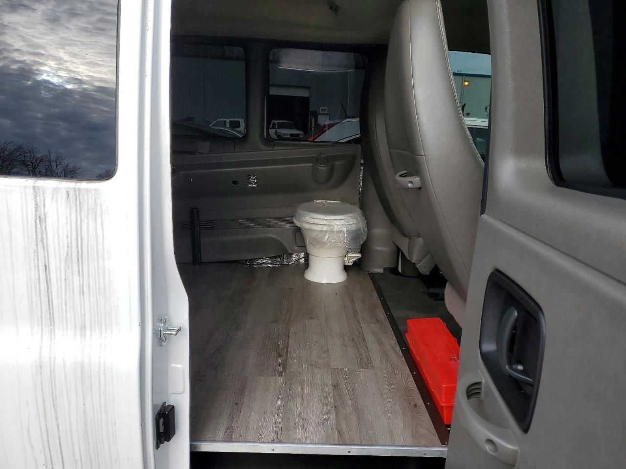 2015 Chevrolet Express G2500 LT