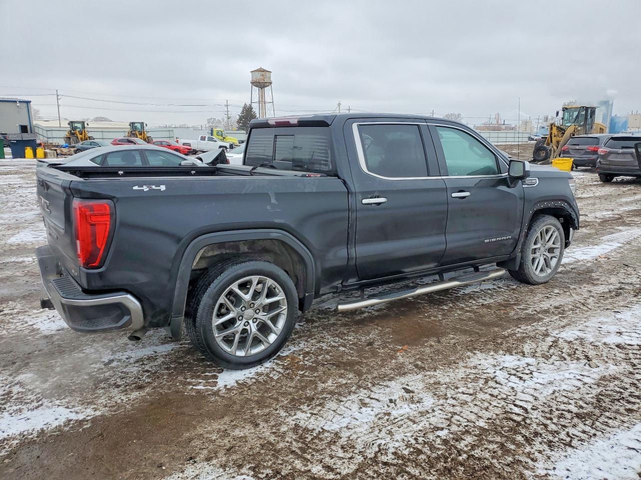 2022 GMC Sierra K1500 slt