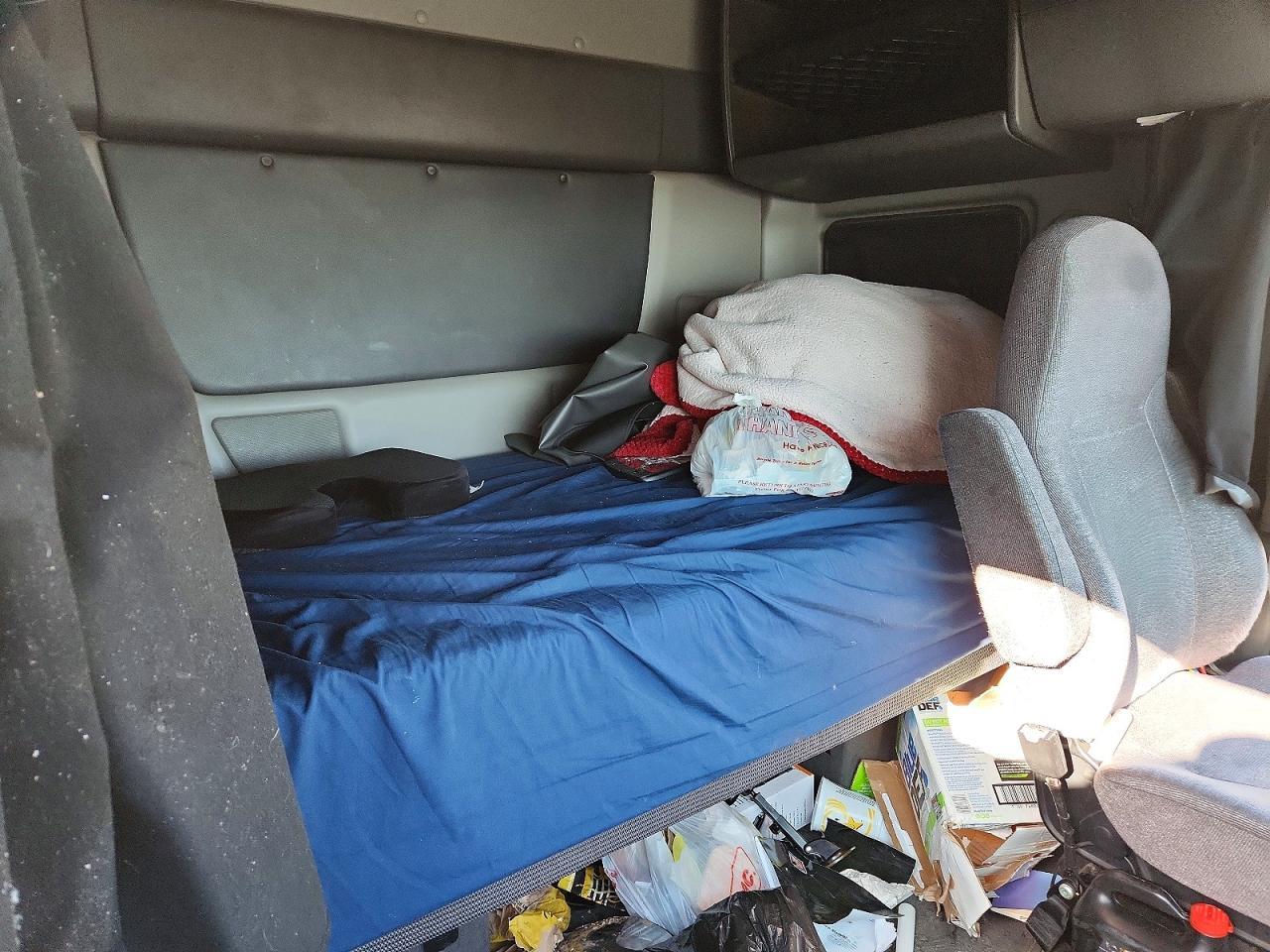 2021 International LT625