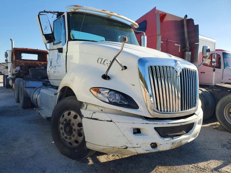 2015 International Prostar Semi Truck
