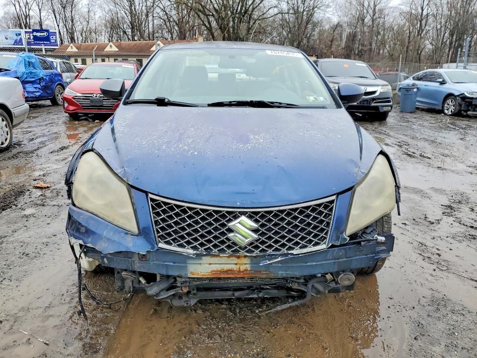2011 Suzuki Kizashi se