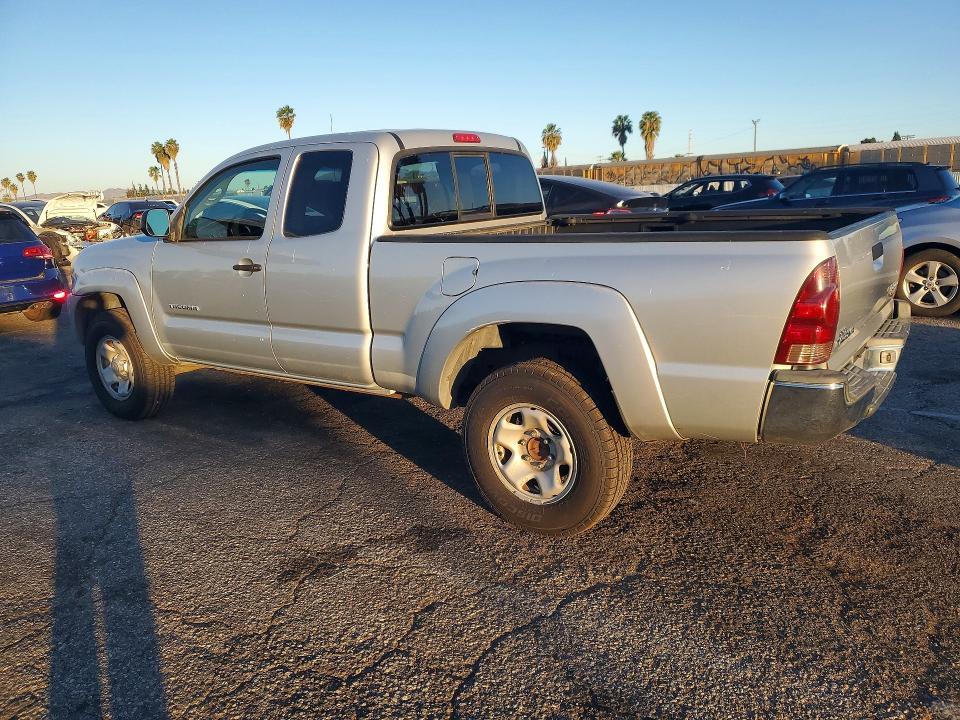 2005 Toyota Tacoma Prerunner Access cab
