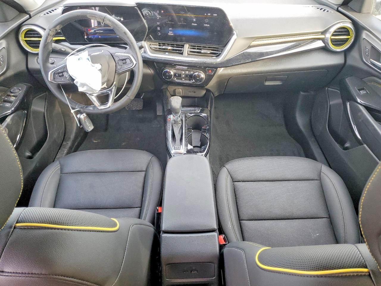 2025 Chevrolet Trax Active