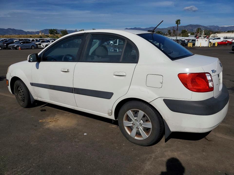 2009 KIA Rio Base