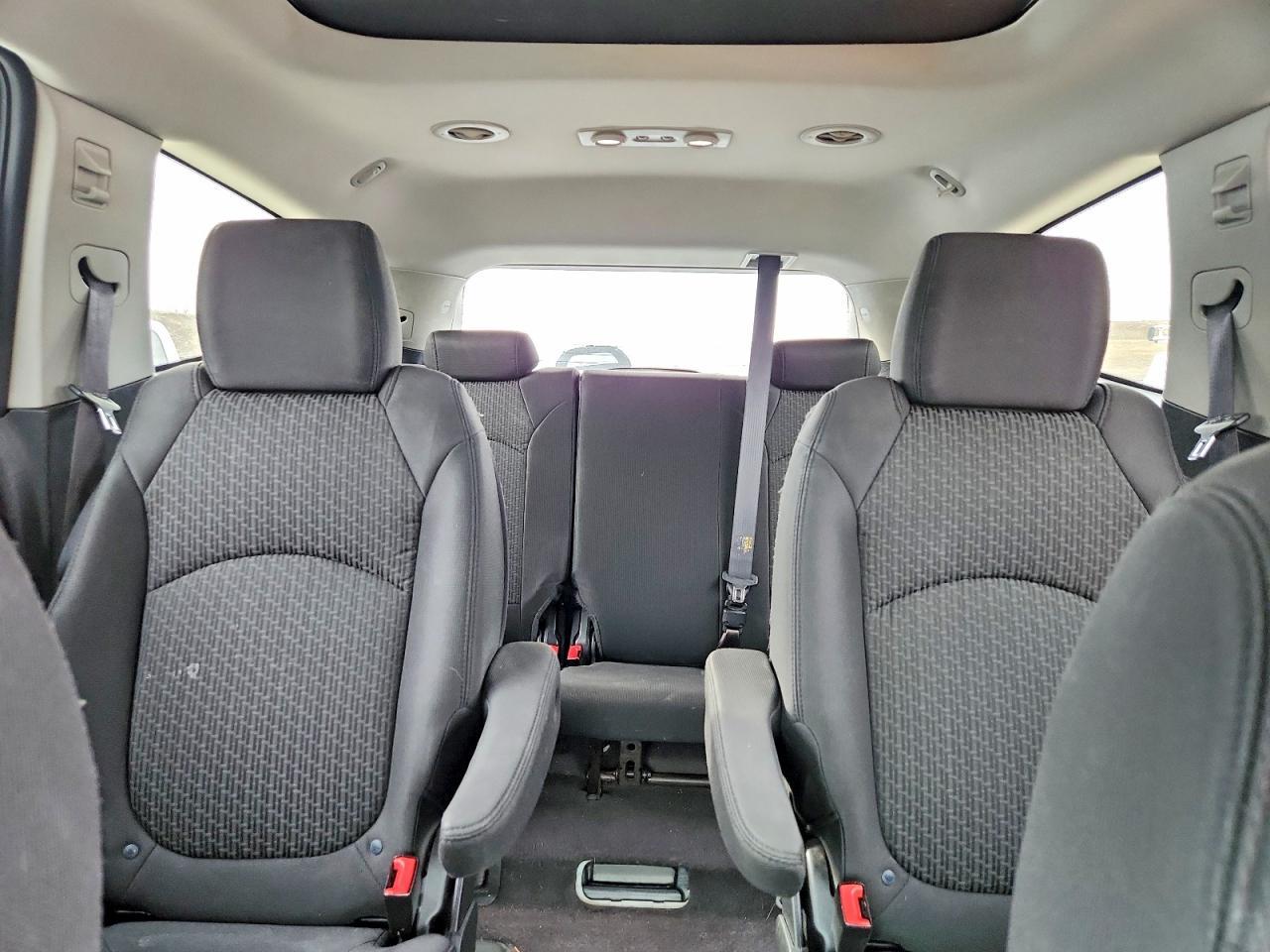 2011 Chevrolet Traverse lt