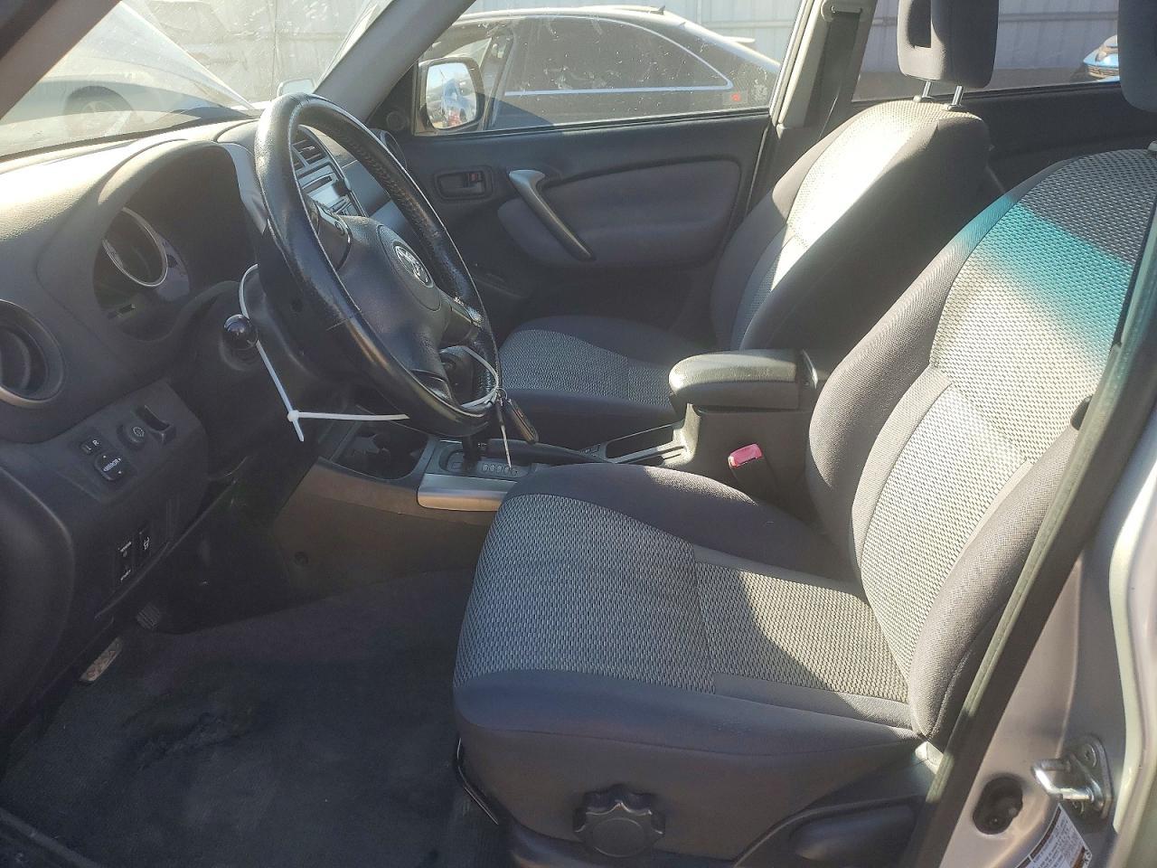 2005 Toyota Rav4 Base