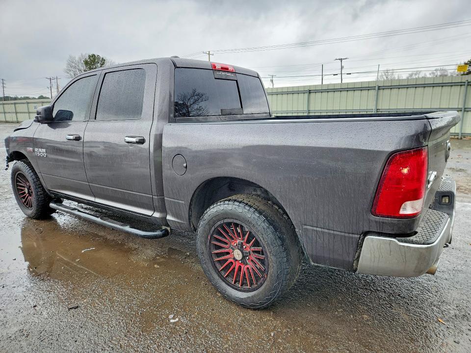 2015 Dodge Ram 1500 slt