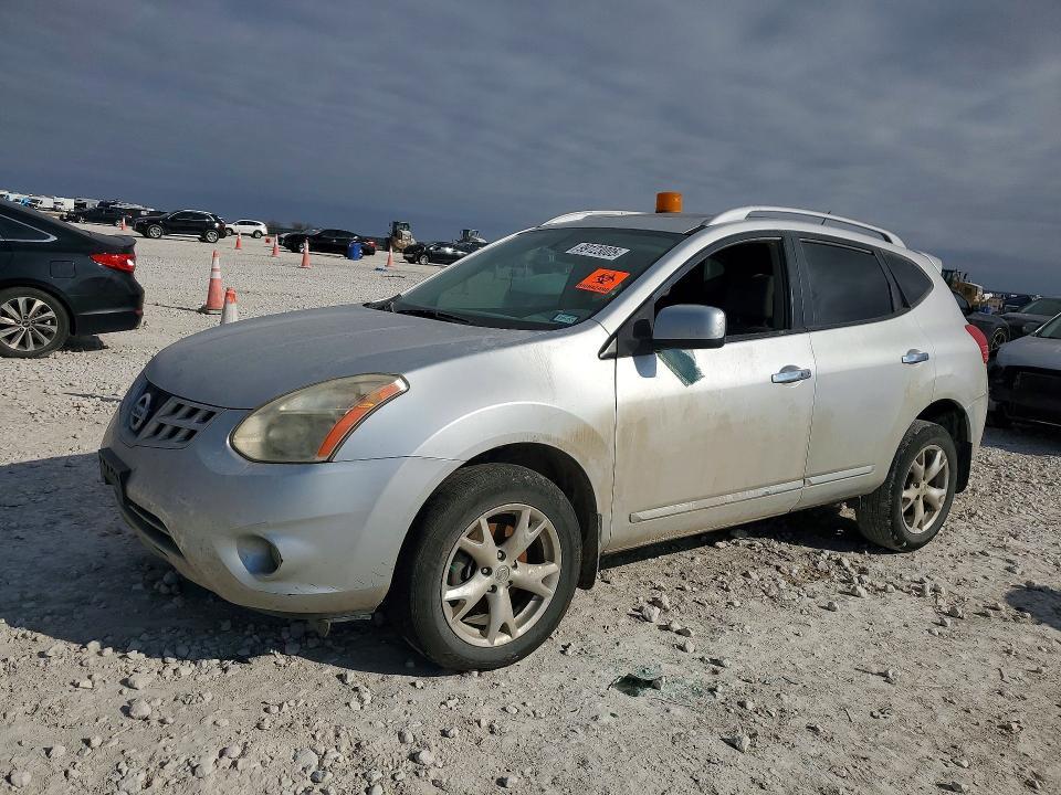 2011 Nissan Rogue s