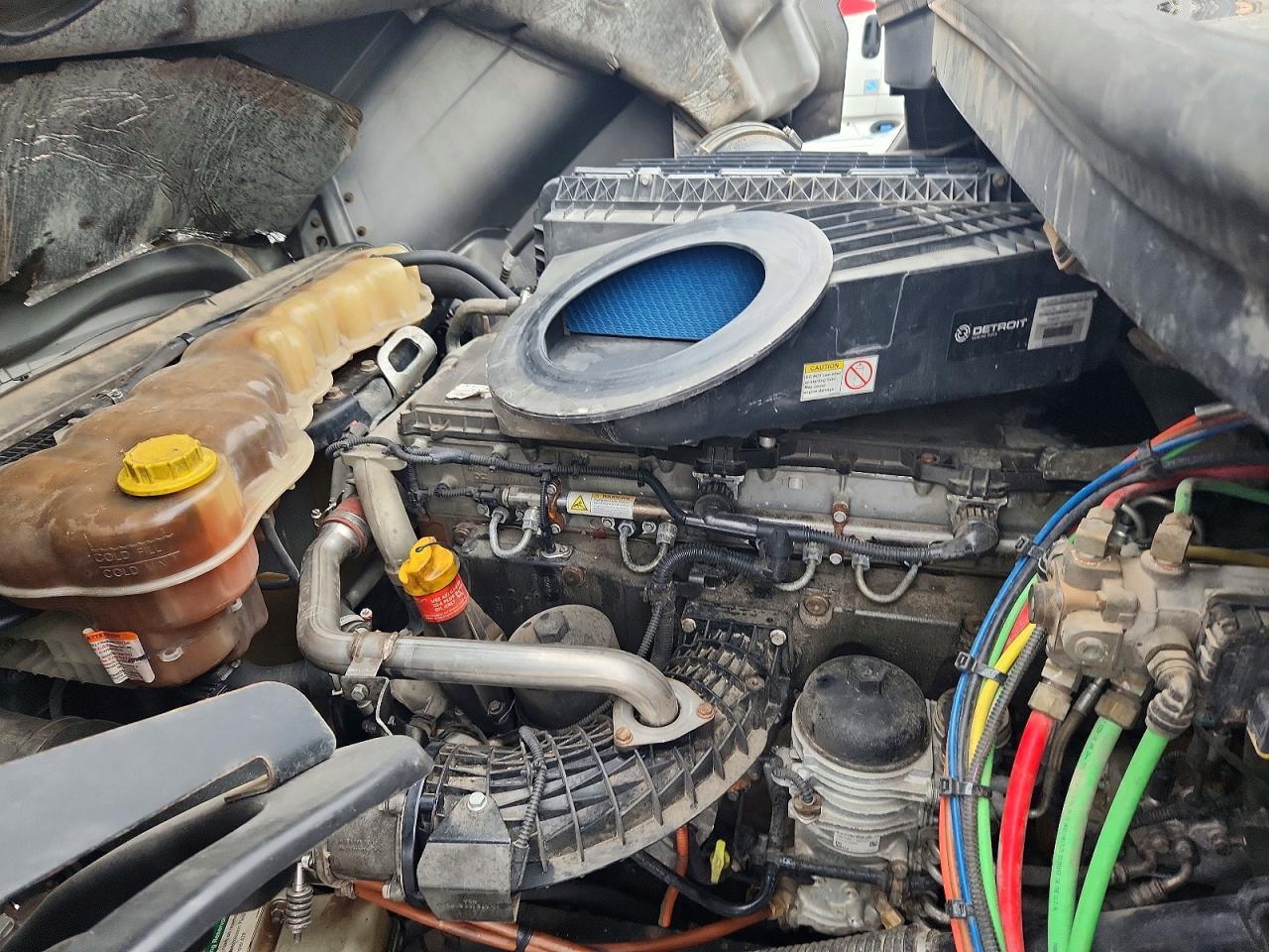 2019 Freigliner 2019 Freightliner Cascadia 126 Semi Truck