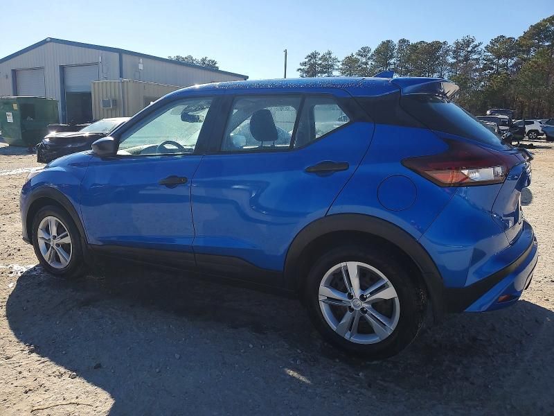 2021 Nissan Kicks s