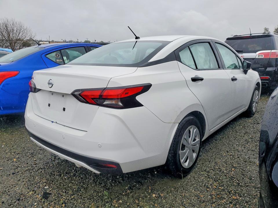 2020 Nissan Versa s