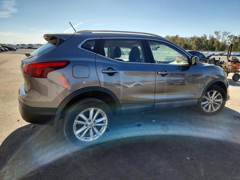 2017 Nissan Rogue Sport s