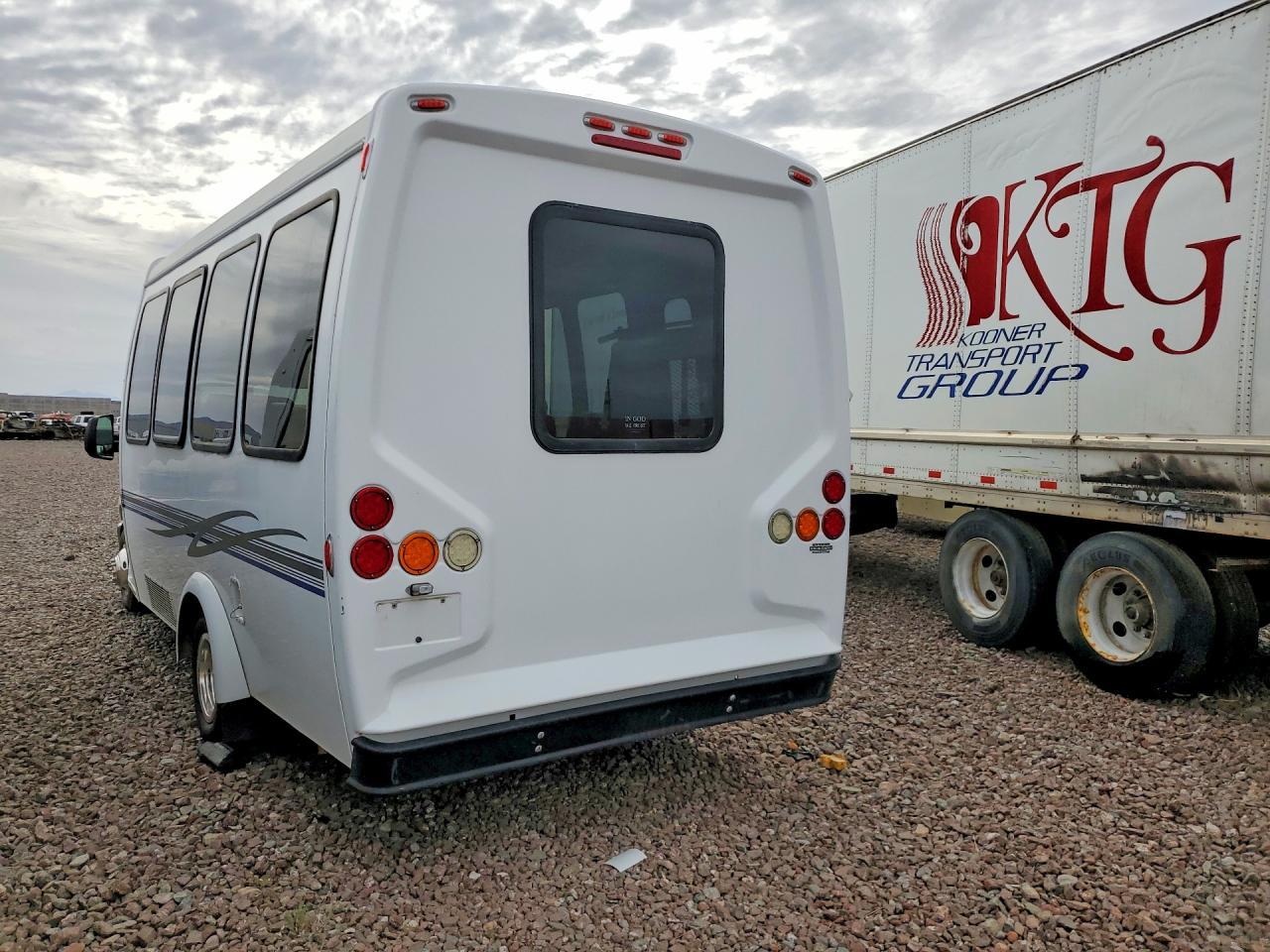 2014 Ford E350 Shuttle Bus