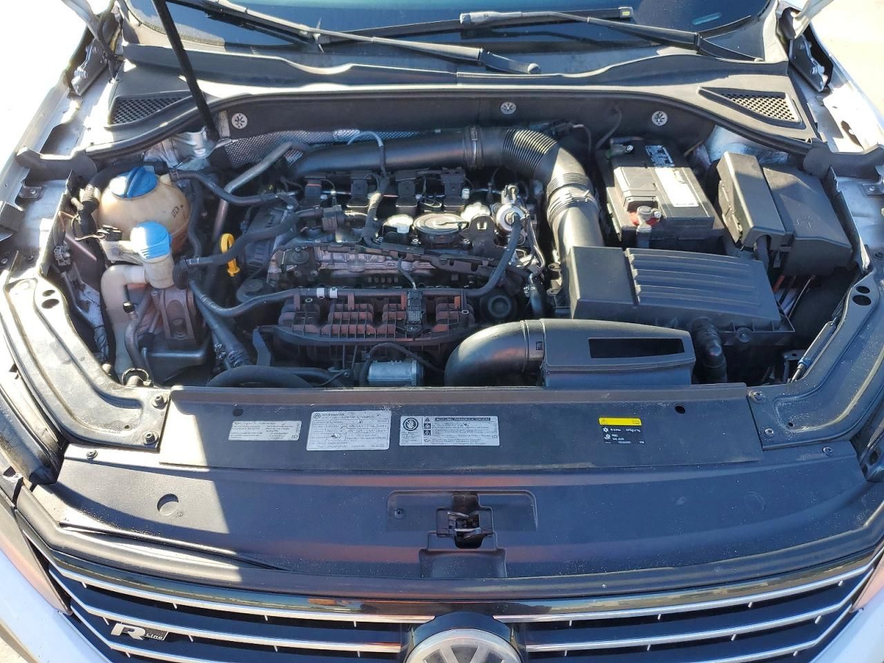 2017 Volkswagen Passat R-line