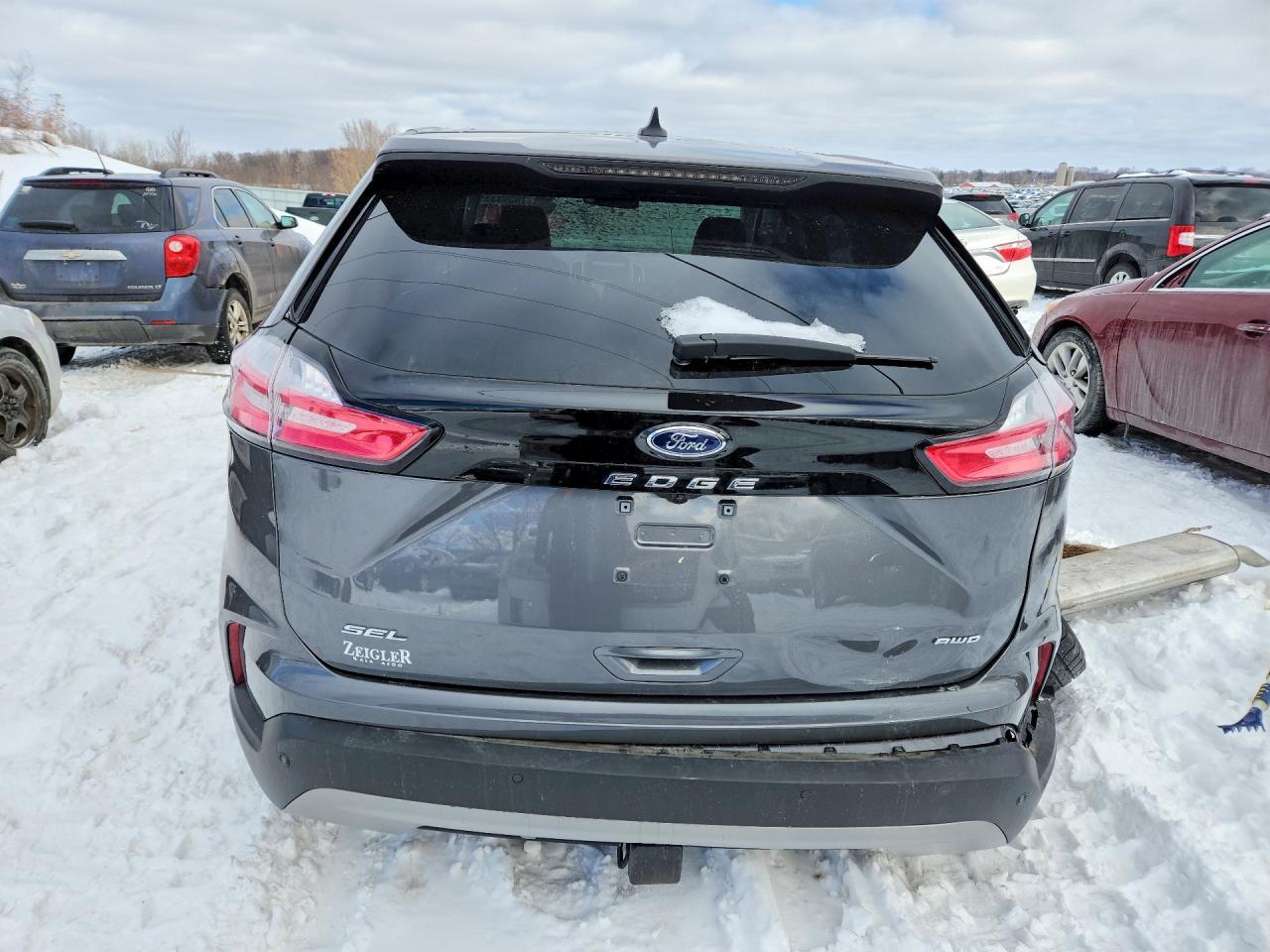 2022 Ford Edge sel